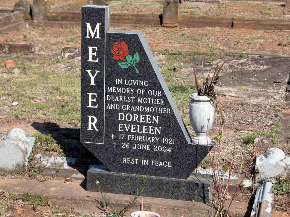 MEYER Doreen Eveleen 1921-2004