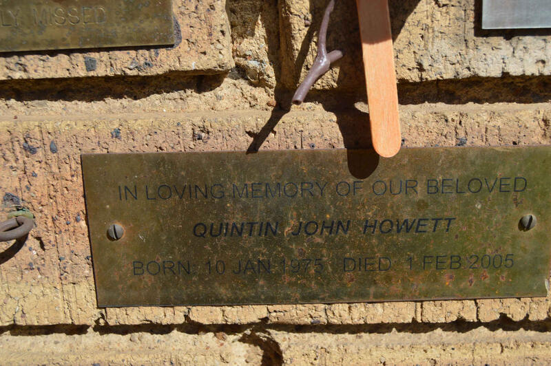 HOWETT Quintin John 1975-2005