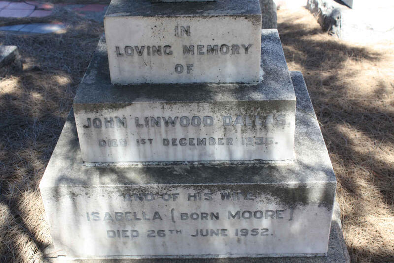 DALLAS John Linwood -1936 & Isabella MOORE -1952