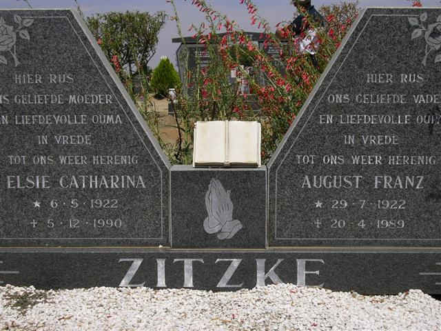 ZITZKE August Franz 1922-1989 & Elsie Catharine 1922-1990
