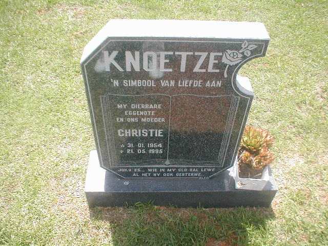 KNOETZE Christie 1954-1995