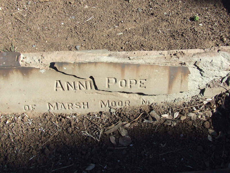 POPE Annie