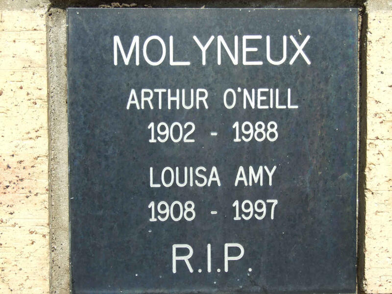 MOLYNEUX Arthur O'Neill 1902-1988 & Louisa Amy 1908-1997