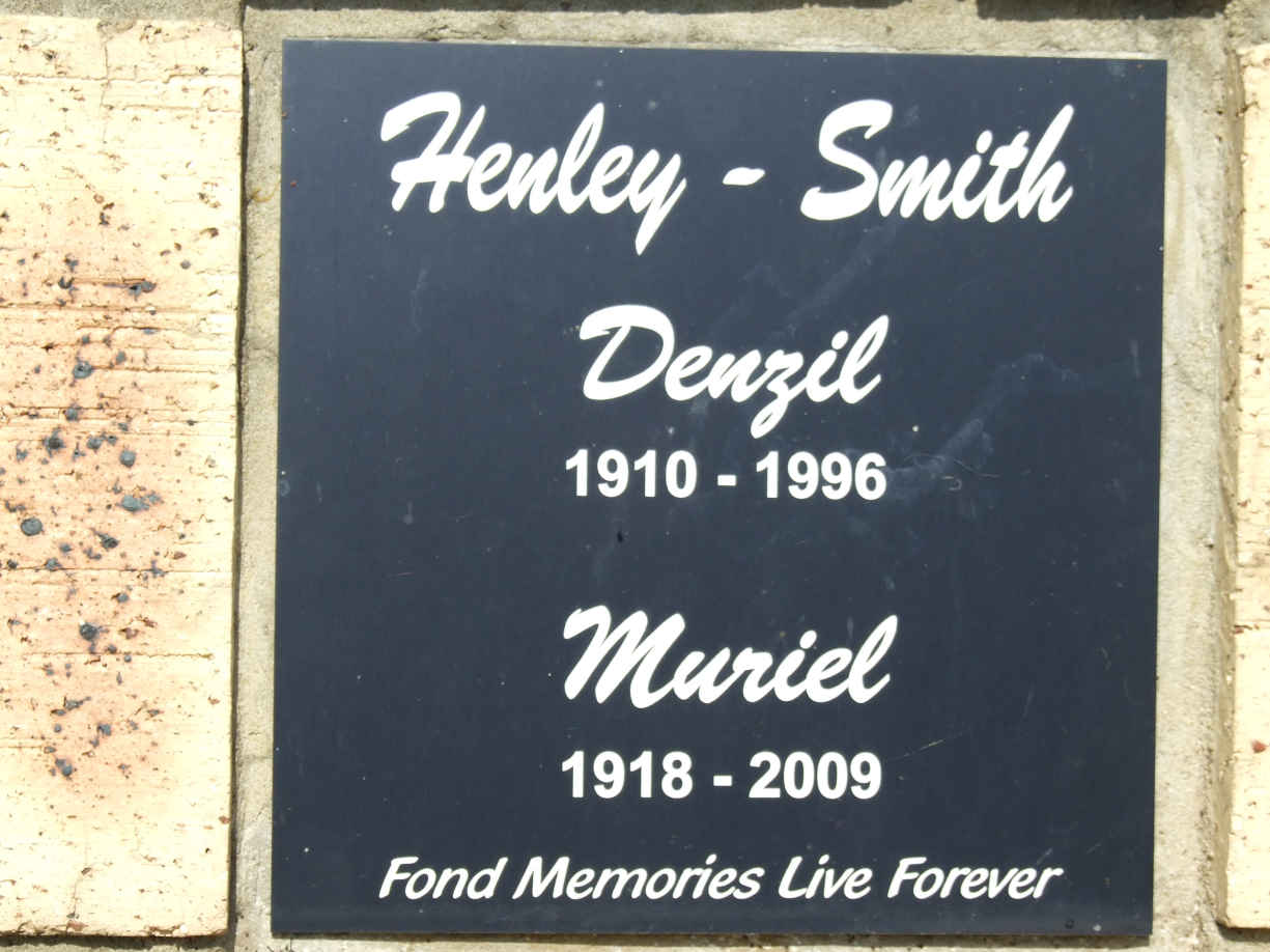 HENLEY Denzil, Smith 1910-1996 & Muriel 1918-2009