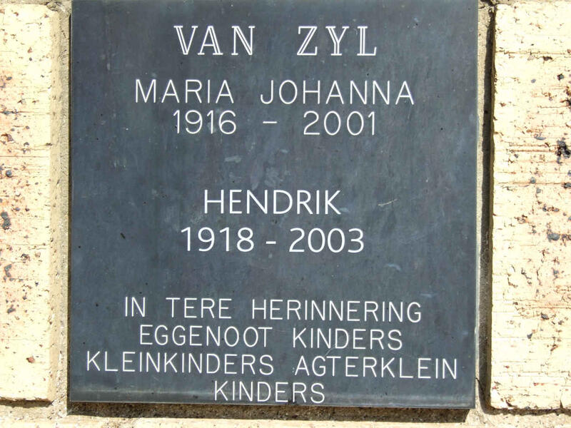 ZYL Hendrik,van 1918-2003 & Maria Johanna 1916-2001