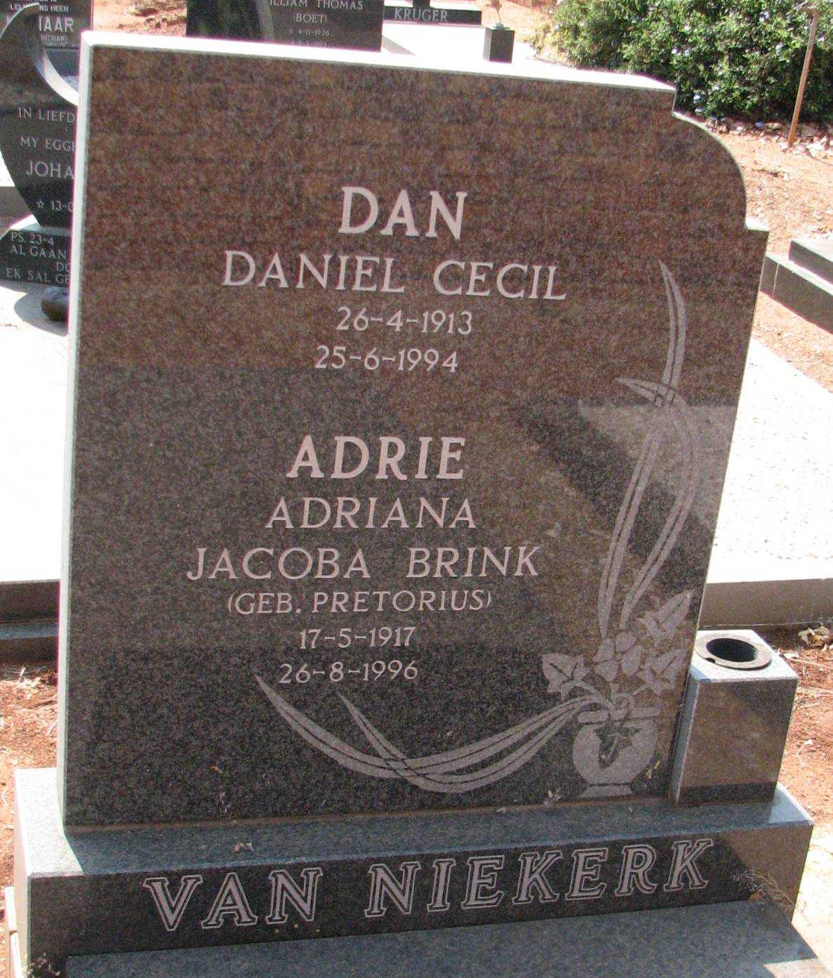 NIEKERK Daniel Cecil, van 1913-1994 & Adriana Jacoba Brink PRETORIUS 1917-1996