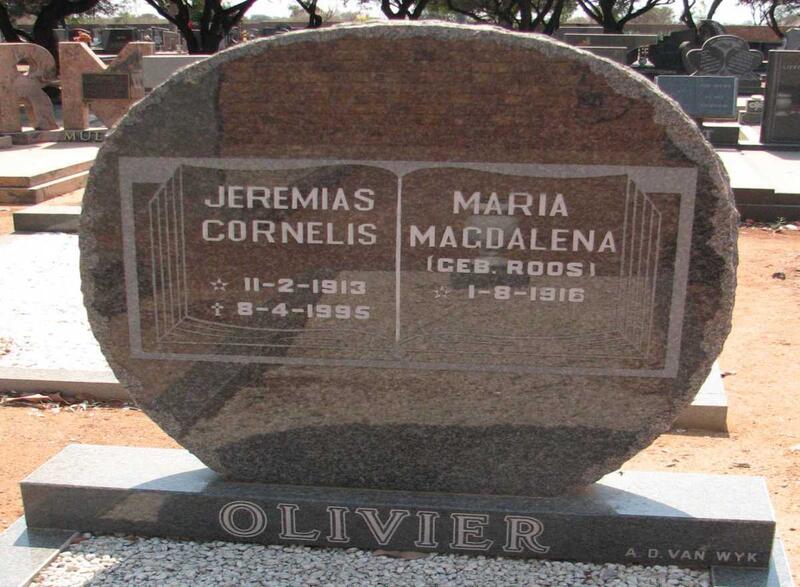 OLIVIER Jeremias Cornelis 1913-1995 & Maria Magdalena ROOS 1916-