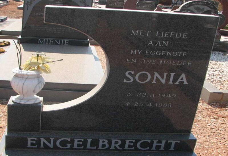 ENGELBRECHT Sonia 1949-1988