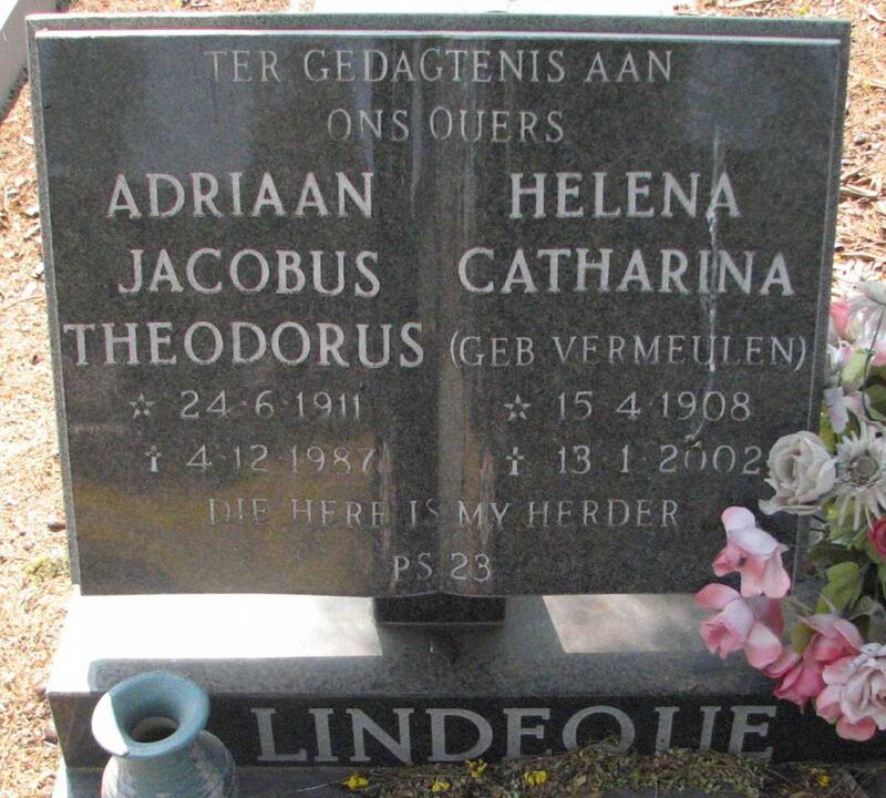 LINDEQUE Adriaan Jacobus Theodorus 1911-1987 & Helena Catharina VERMEULEN 1908-2002