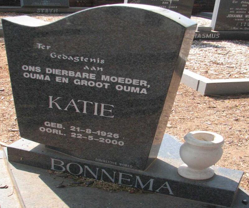 BONNEMA Katie 1926-2000