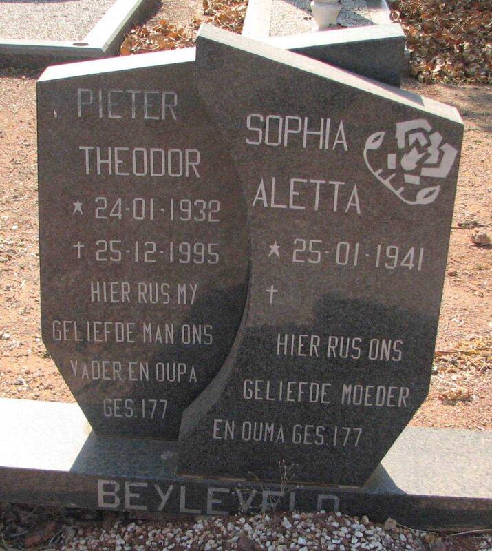 BEYLEVELD Pieter Theodor 1932-1995 & Sophia Aletta 1941-