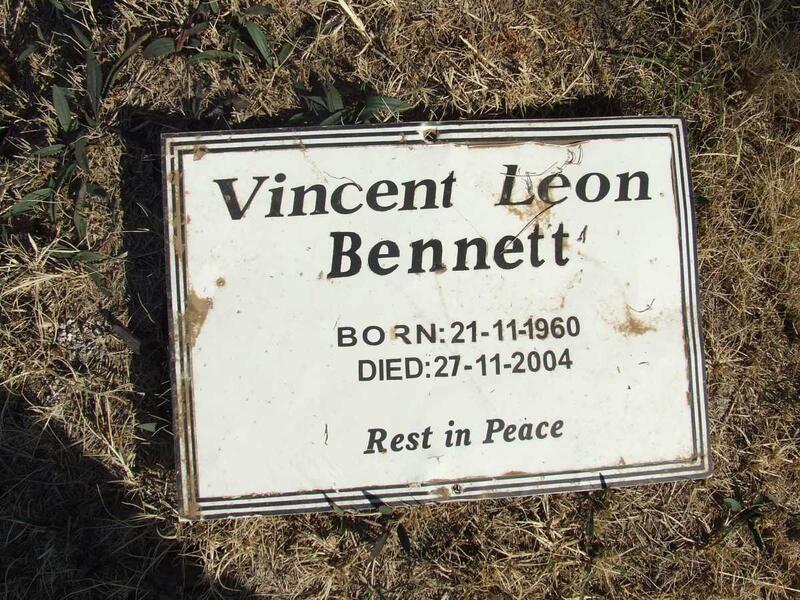 BENNETT Vincent Leon 1960-2004