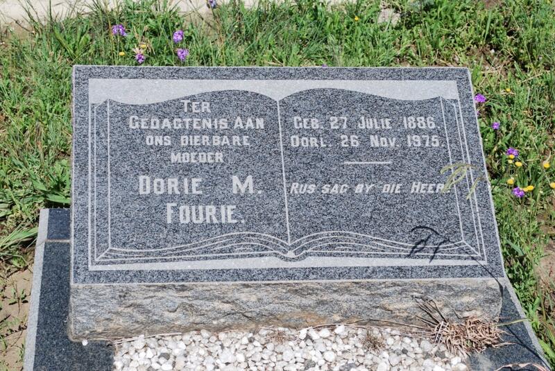 FOURIE Dorie M. 1886-1975