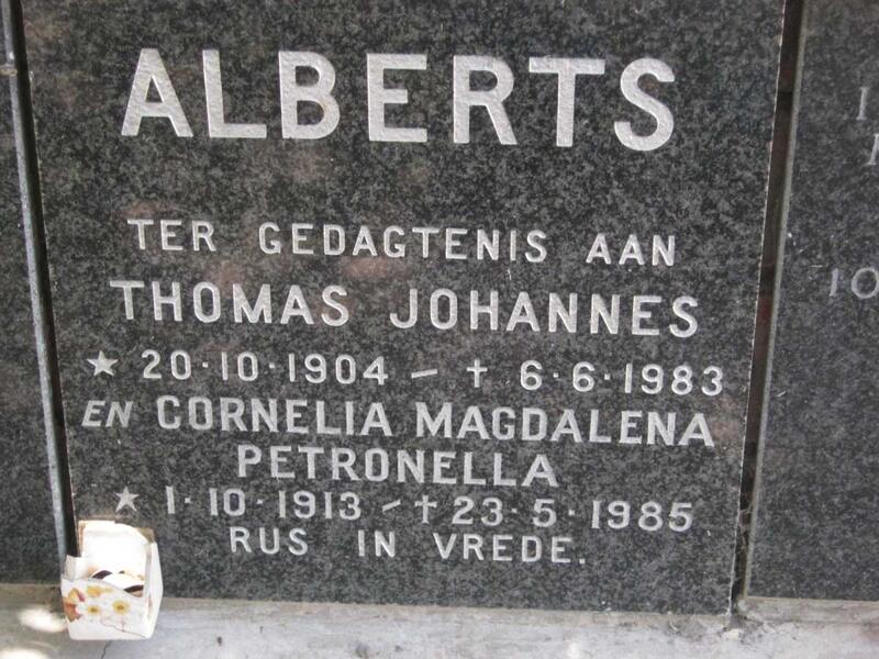 ALBERTS Thomas Johannes 1904-1983 & Cornelia Magdalena Petronella 1913-1985