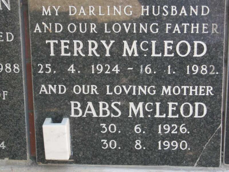Mc LEOD Terry 1924-1982 & Babs 1926-1990