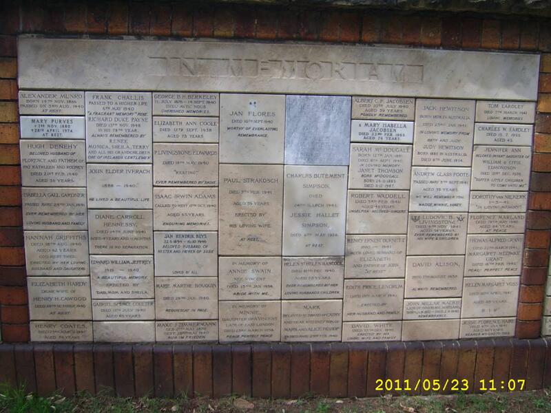 051 Memorial wall