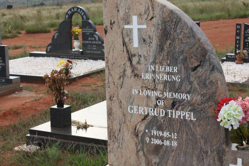 TIPPEL Gertrud 1919-2006