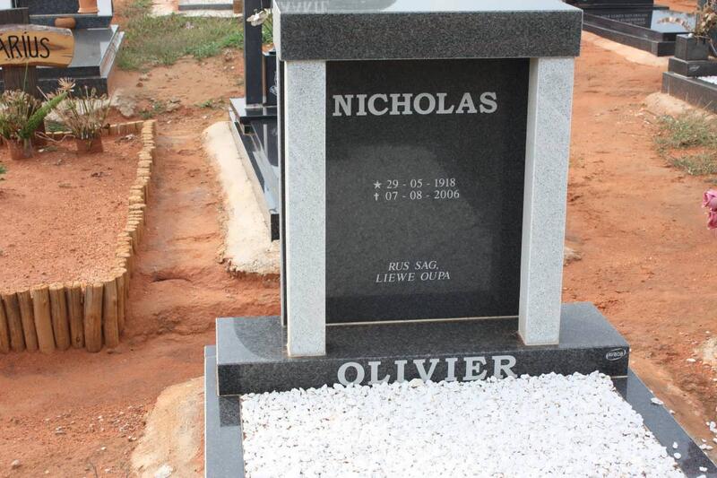 OLIVIER Nicholas 1918-2006