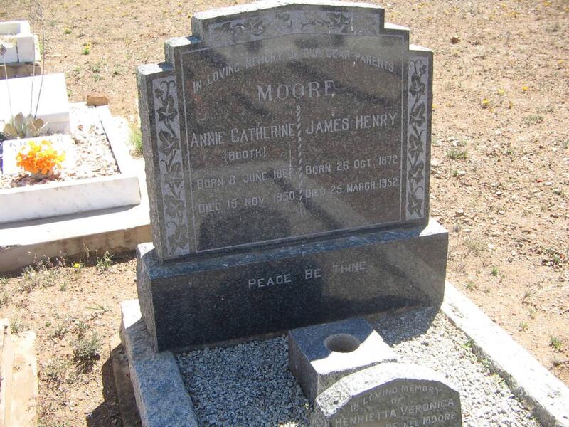 MOORE James Henry 1872-1952 & Anne Catherine BOOTH 1882-1950