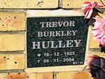 HULLEY Trevor Burkley 1925-2004