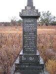 Limpopo, ELIAS MOTSOALEDI district, Rooikraal 188 JS, farm cemetery _1