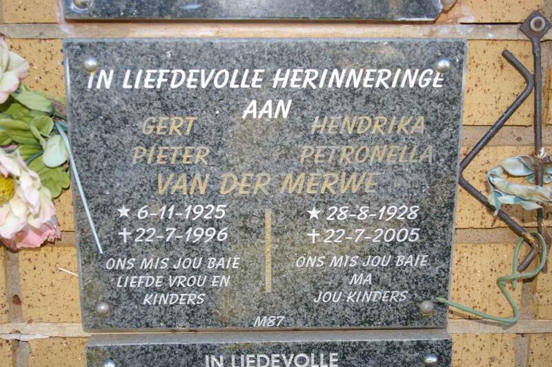 MERWE Gert Pieter, van der 1925-1996 & Hendrika Petronella 1928-2005