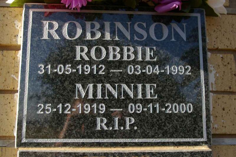ROBINSON Robbie 1912-1992 & Minnie 1919-2000