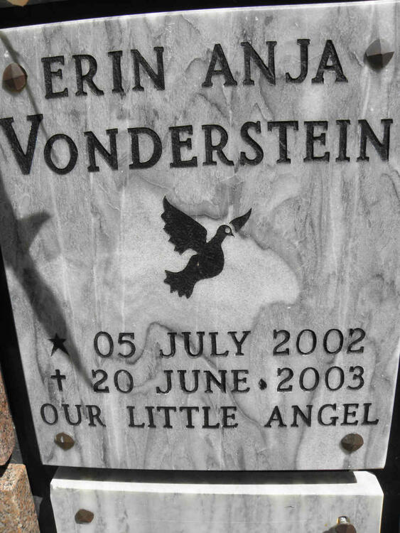 VONDERSTEIN Erin Anja 2002-2003