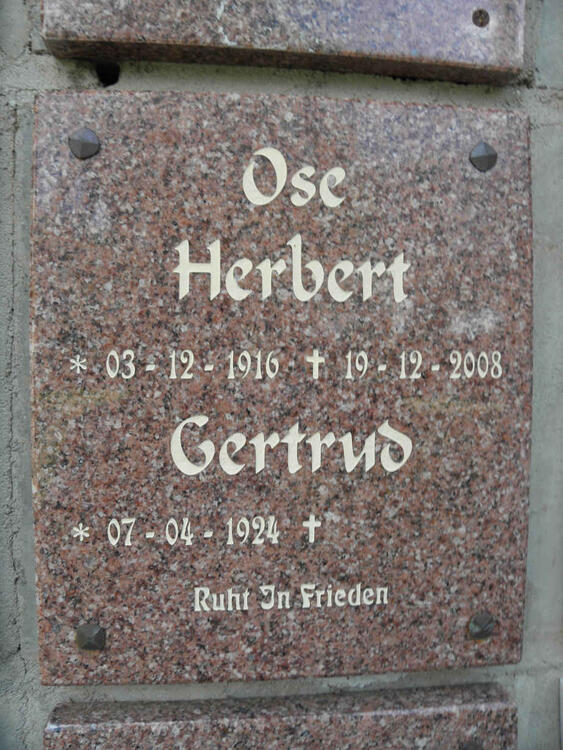 OSE Herbert 1916-2008 & Gertrud 1924-