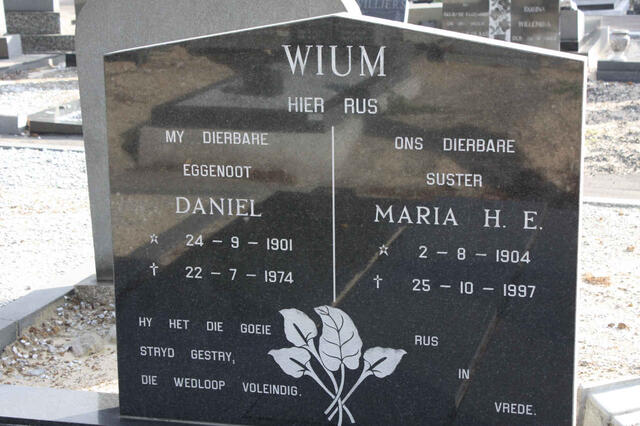 WIUM Daniel 1901-1974 & Maria H.E. 1904-1997