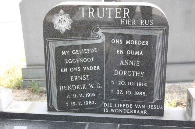 TRUTER Ernst Hendrik W.G. 1916-1982 & Annie Dorothy 1914-1988