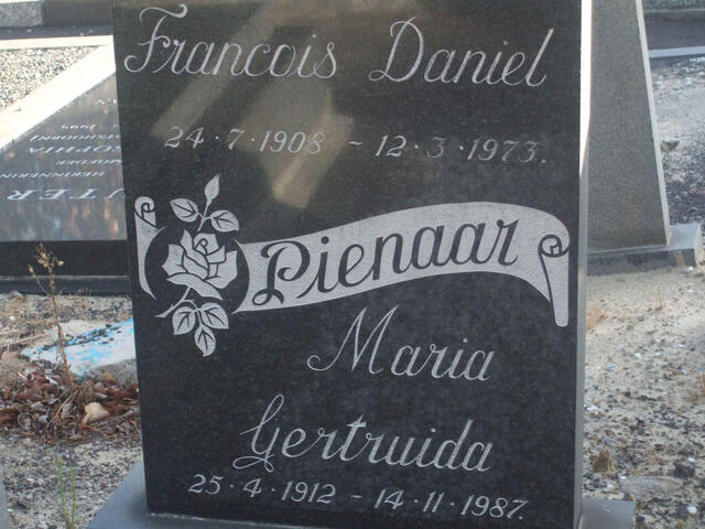 PIENAAR Francois Daniel 1908-1973 & Maria Gertruida 1912-1987