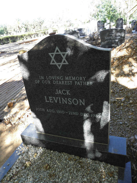 LEVINSON Jack 1910-1989