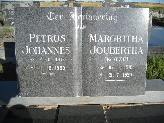 UYS Petrus Johannes 1913-1990 & Margritha Joubertha KOTZE 1916-1997