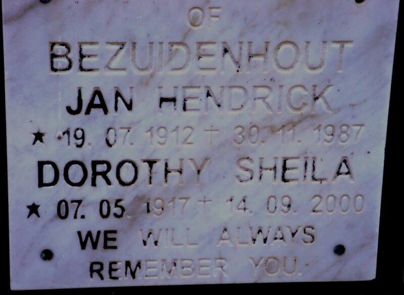 BEZUIDENHOUT Jan Hendrick 1912-1987 & Dorothy Sheila 1917-2000