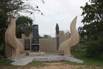 Kwazulu-Natal, HLABISA district, Hluhluwe-iMfolozi Park, Memorial and Peace Pillar