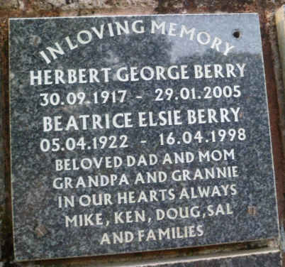 BERRY Herbert George 1917-2005 & Beatrice Elsie 1922-1998