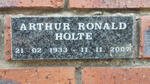 HOLTE Arthur Ronald 1933-2007