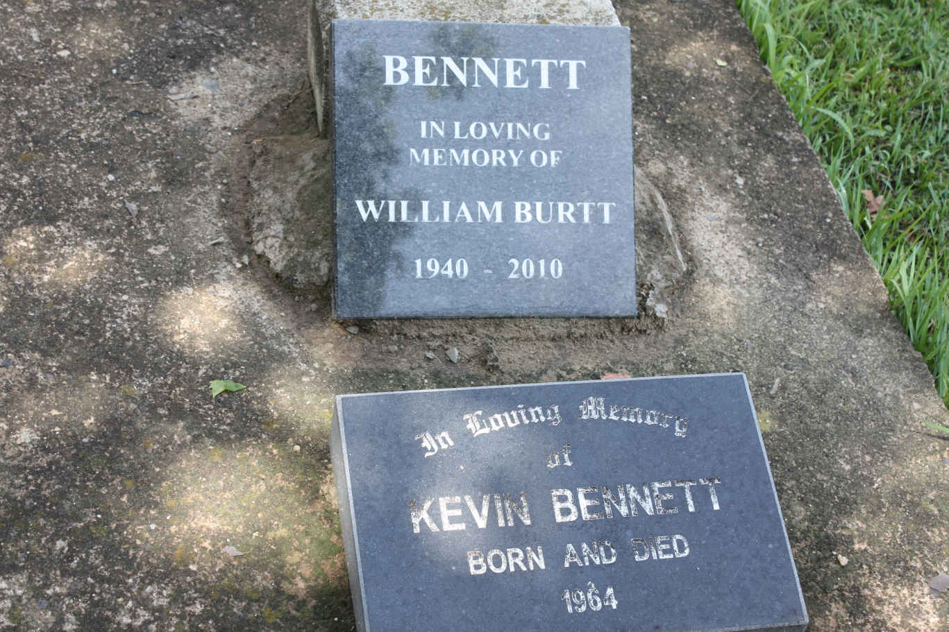 BENNETT William Burtt 1940-2010 :: BENNETT Kevin -1966