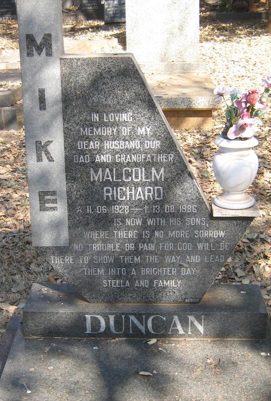 DUNCAN Malcolm Richard 1928-1986