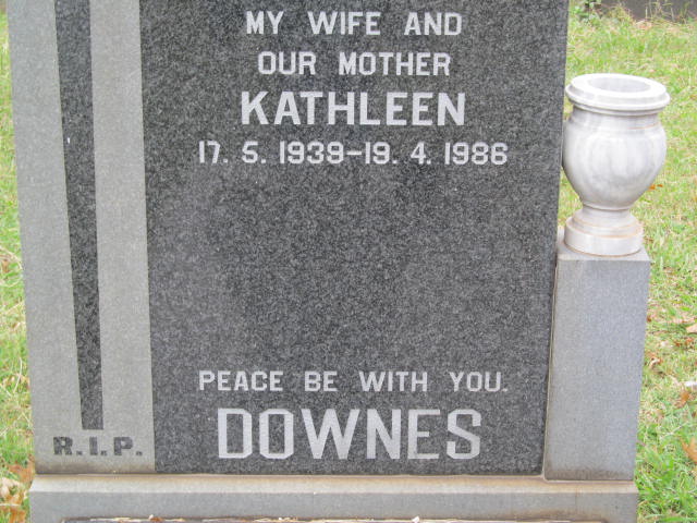 DOWNES Kathleen 1939-1986