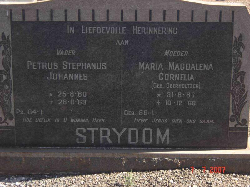 STRYDOM Petrus Stephanus Johannes 1880-1963 & Maria Magdalena Cornelia OBERHOLTZER 1887-1968
