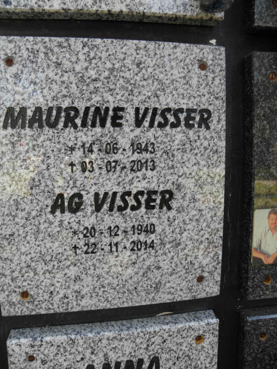 VISSER A.G. 1940-2014 & Maurine 1943-2013
