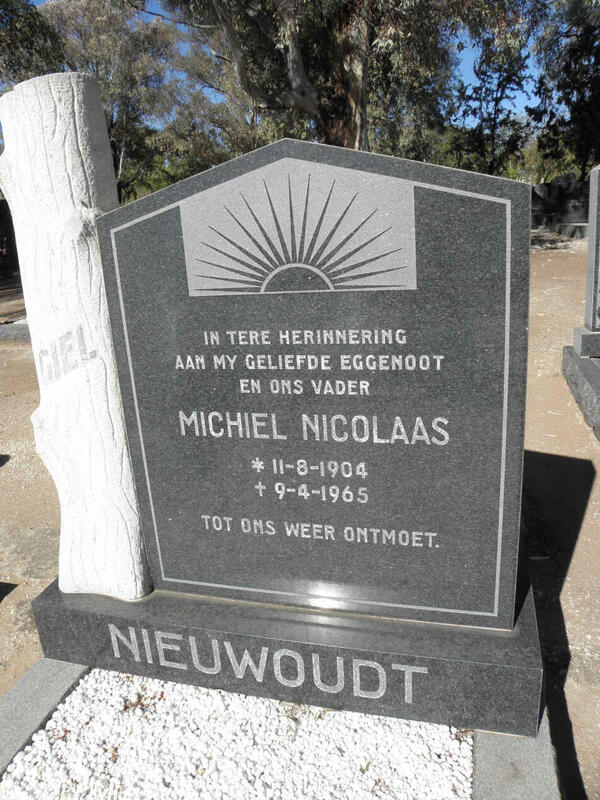 NIEUWOUDT Michiel Nicolaas 1904-1965
