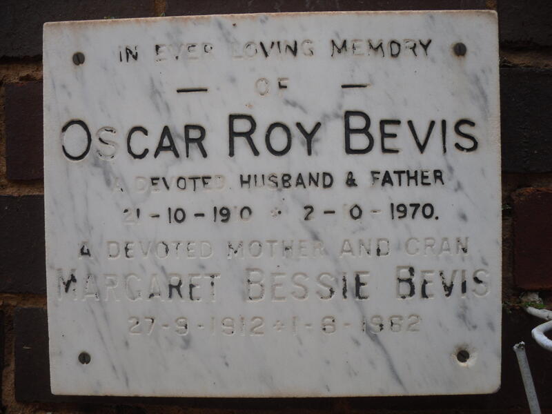 BEVIS Oscar Roy 1910-1970 & Margaret Bessie 1912-1962