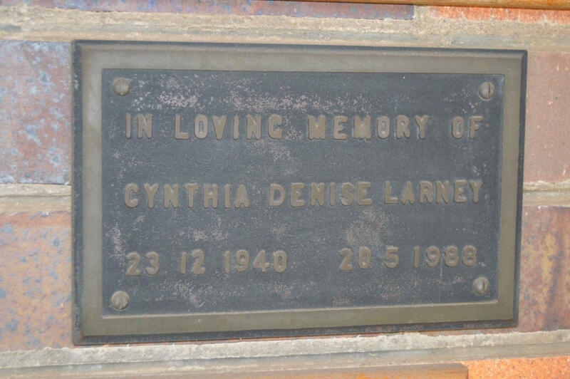 LARNEY Cynthia Denise 1940-1988