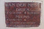 NEST Dries, van der 1938-2007 & Miems 1941-