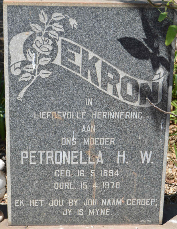 EKRON Petronella H.W. 1894-1978