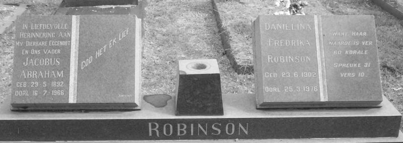 ROBINSON Jacobus Abraham 1892-1966 & Danielina Fredrika 1902-1976