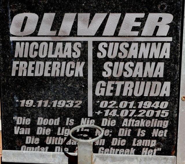 OLIVIER Nicolaas Frederick 1932- & Susanna Susana Getruida 1940-2015